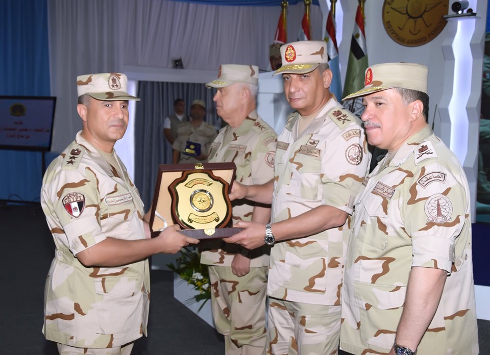 وزير الدفاع