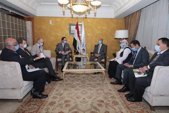 وزير النقل والسفير الفرنسي