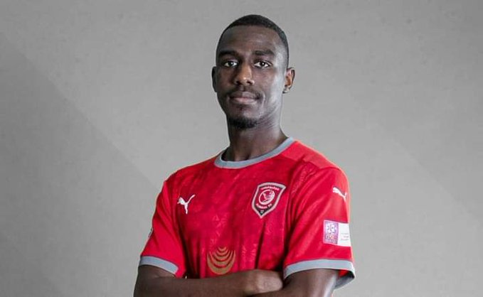 المعز علي لاعب الدحيل القطرى