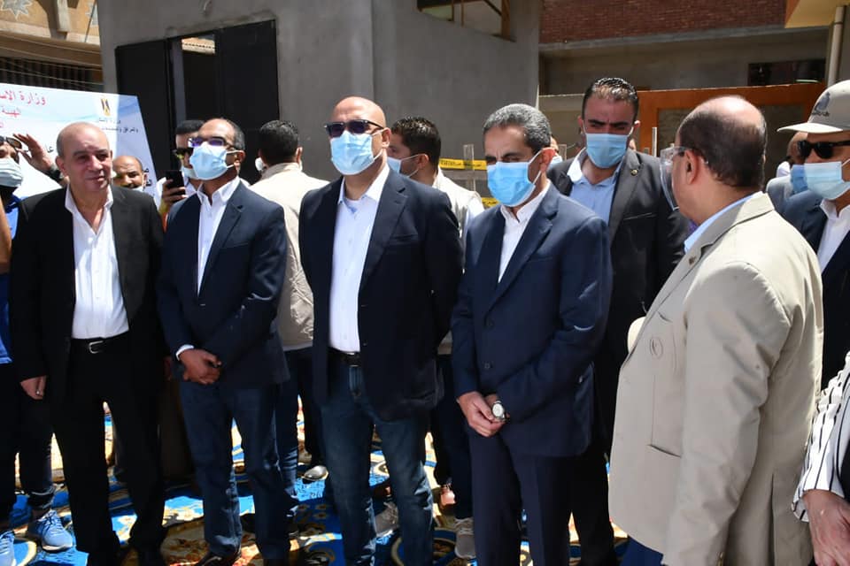 وزير الإسكان ومحافظ الغربية يتفقدان الموقف التنفيذي لمشروعات حياة كريمة