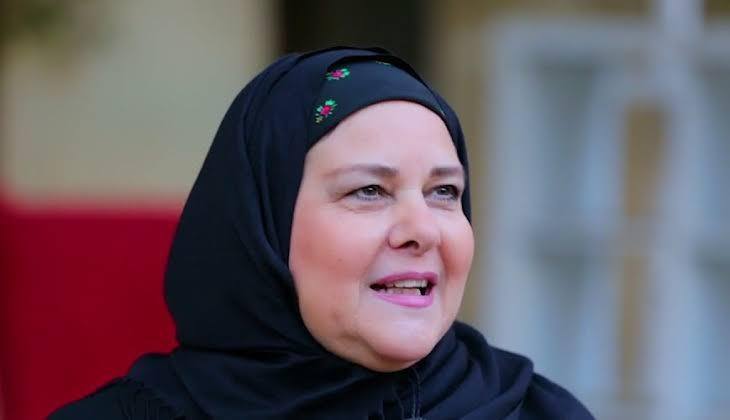 دلال عبد العزيز