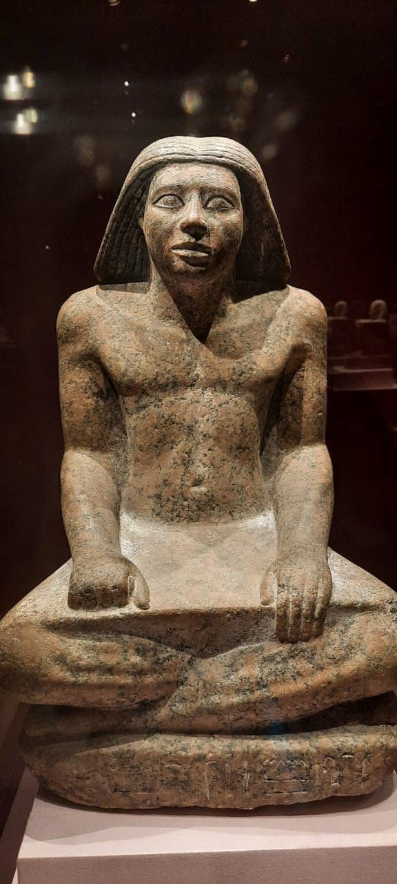 قطع أثرية