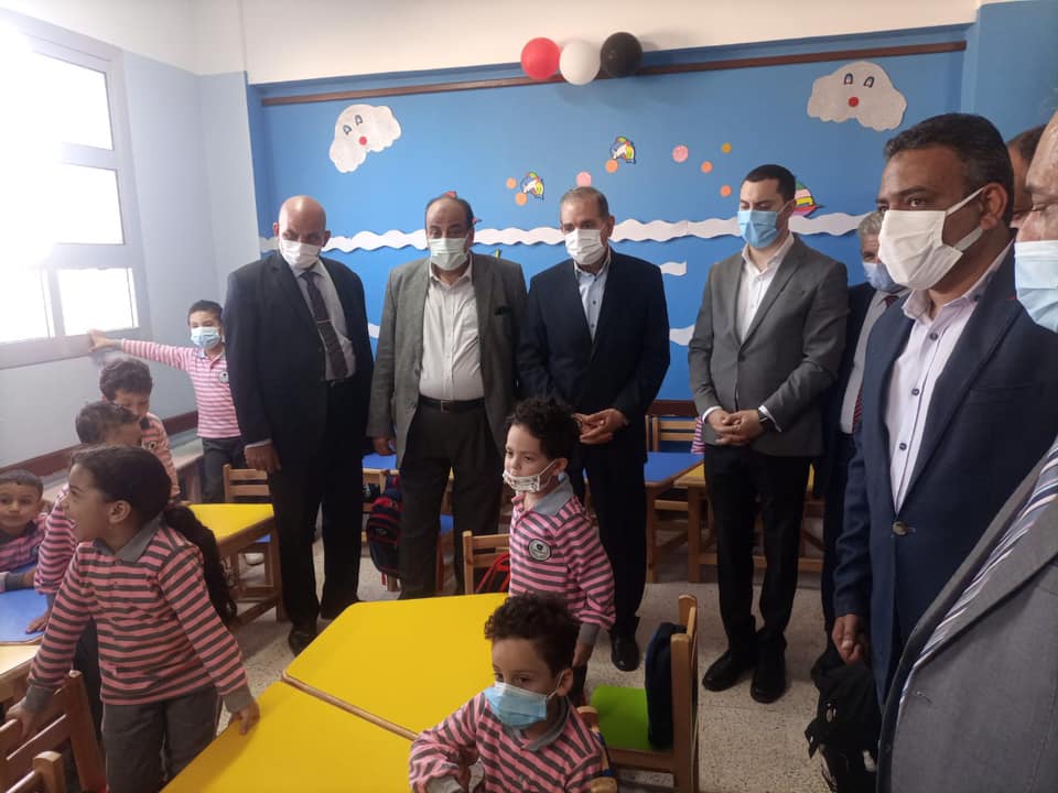 محافظ كفر الشيخ يفتتح مدرستين بفوه في سنديون