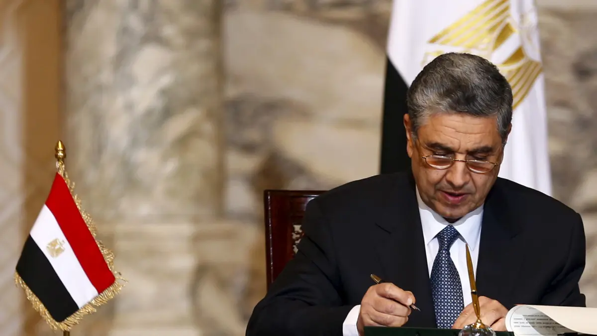 الدكتور محمد شاكر وزير الكهرباء