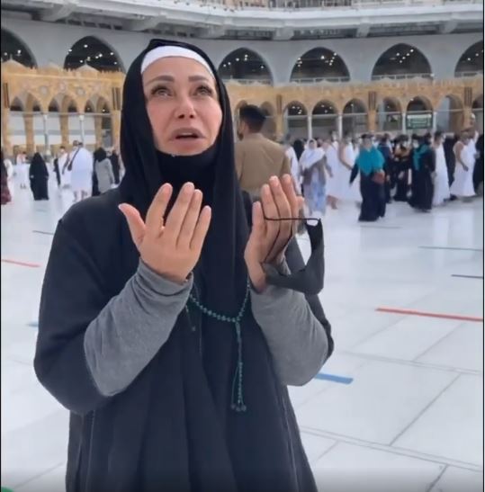 ليلي علوي