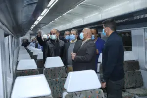 وزير النقل يتفقد ورش العمرات