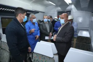 وزير النقل يتفقد ورش العمرات
