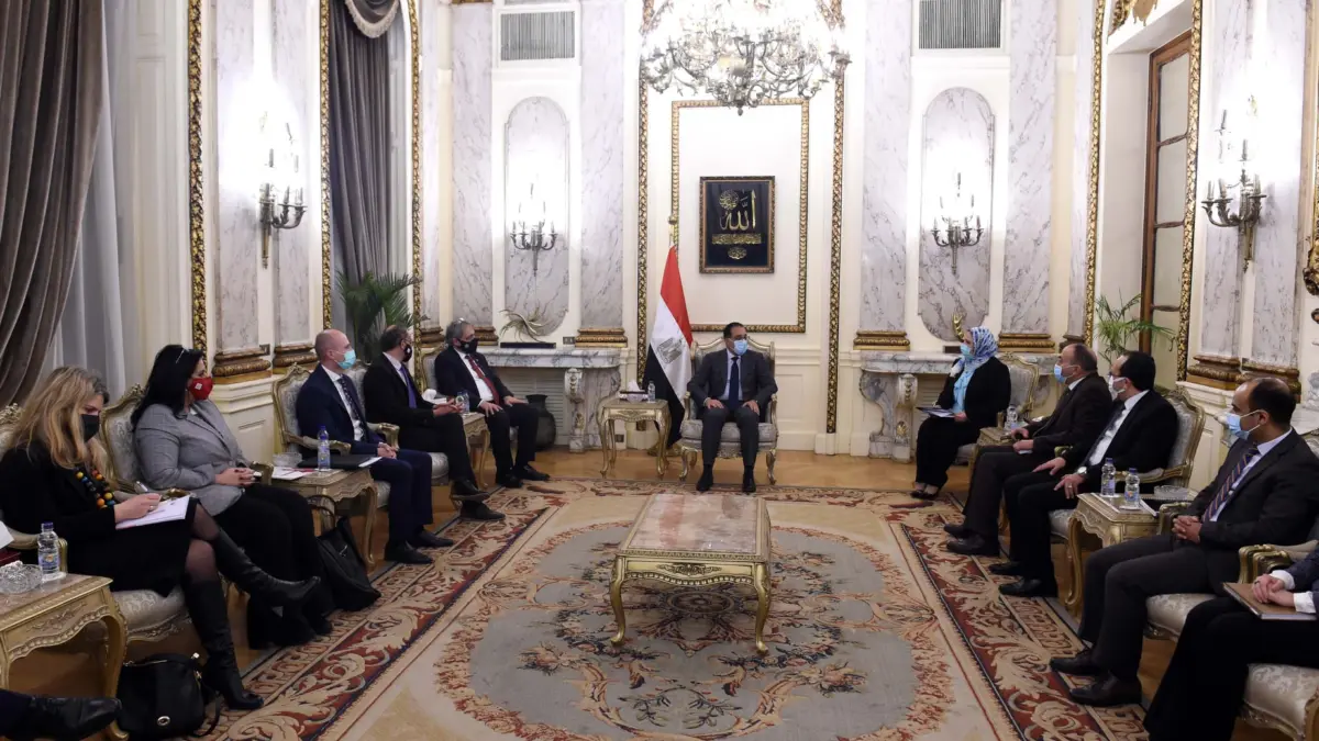 رئيس الوزراء خلال اللقاء