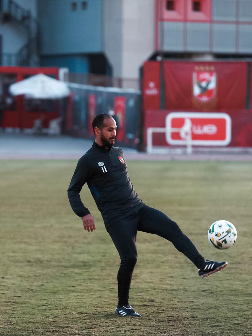 أبرزهم الحاوي وإبراهيم.. 10 لاعبين يغيبون عن الأهلي في مباراة المريخ السوداني 9
