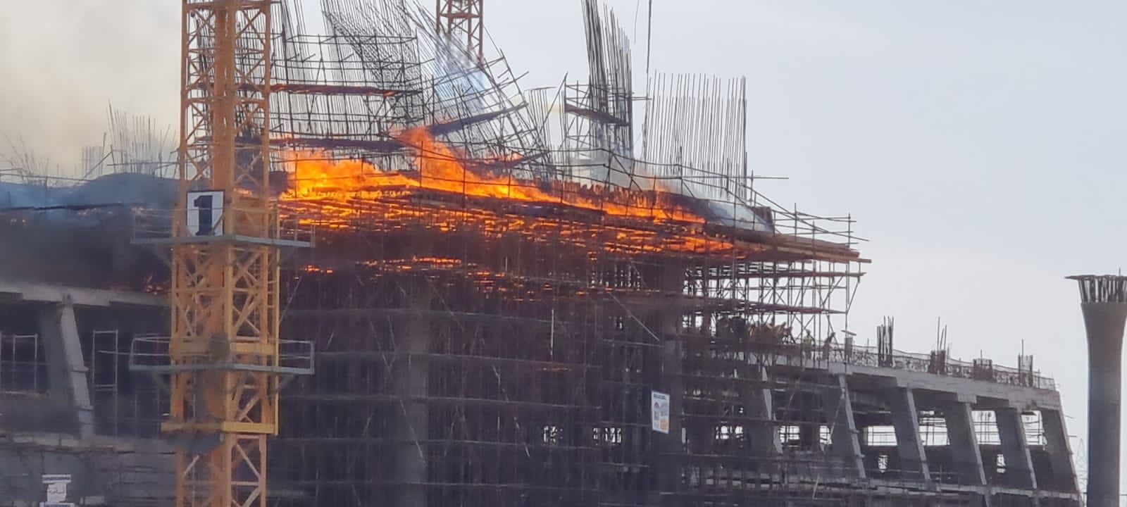 حريق مستشفى مجدي يعقوب تحت الإنشاء بأكتوبر