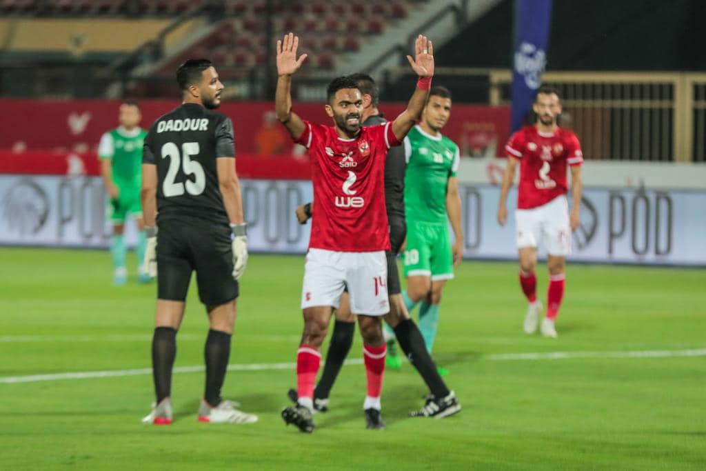 مباراة الأهلي وايسترن كومباني