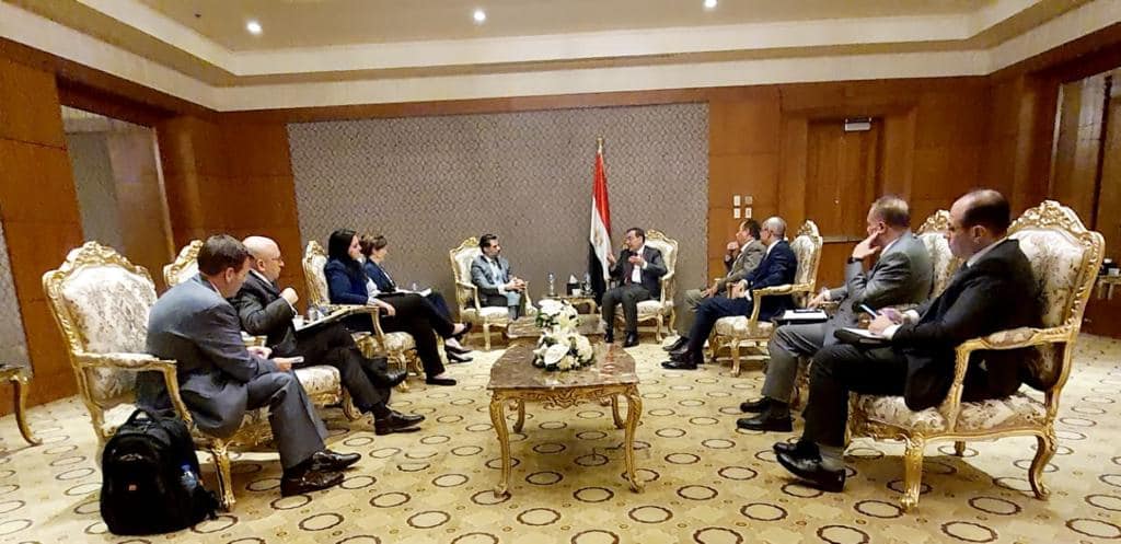 وزير البترول يجري مباحثات مشتركة مع كبار الشخصيات