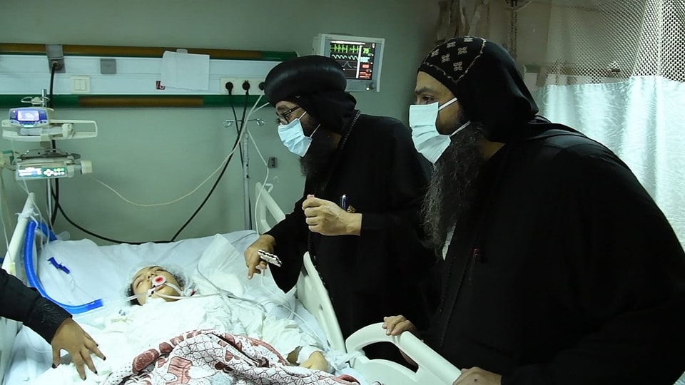 الوفد الكنسي خلال الزيارة