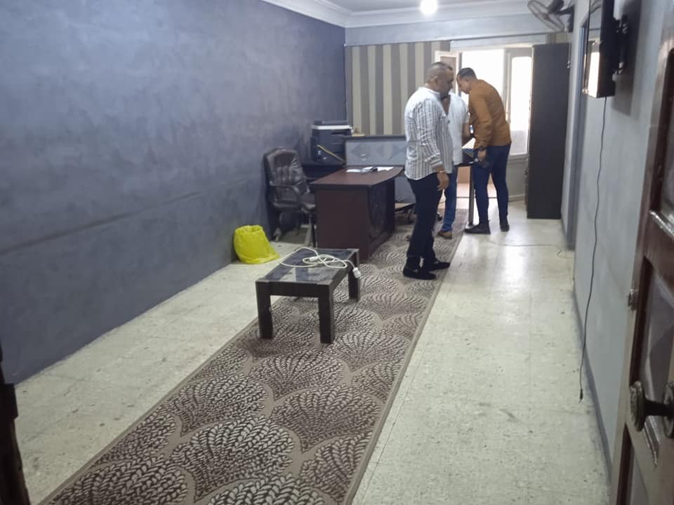 غلق كيان تعليمي وهمي
