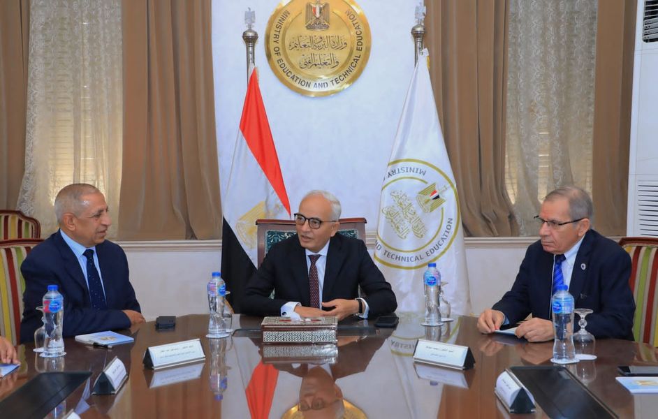 وزير التعليم