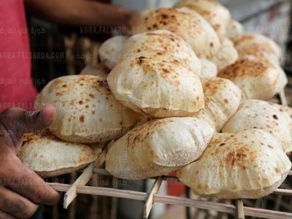 الحكومة: انخفاض أسعار الخبز السياحي والمكرونة بنسبة من 30% إلى 45% 