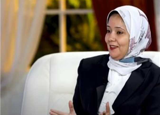 صفاء عسران أول قاضية عرفية في صعيد مصر