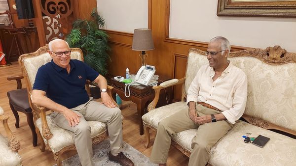محافظ بورسعيد ورئيس الجامعة