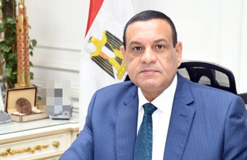 اللواء هشام آمنة وزير التنمية المحلية