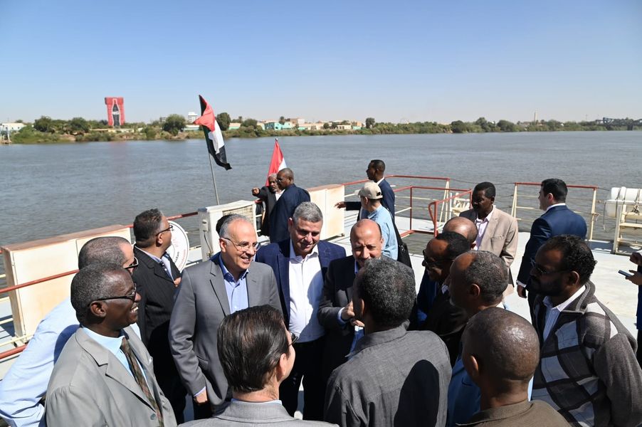 وزير الري ونظيره السوداني