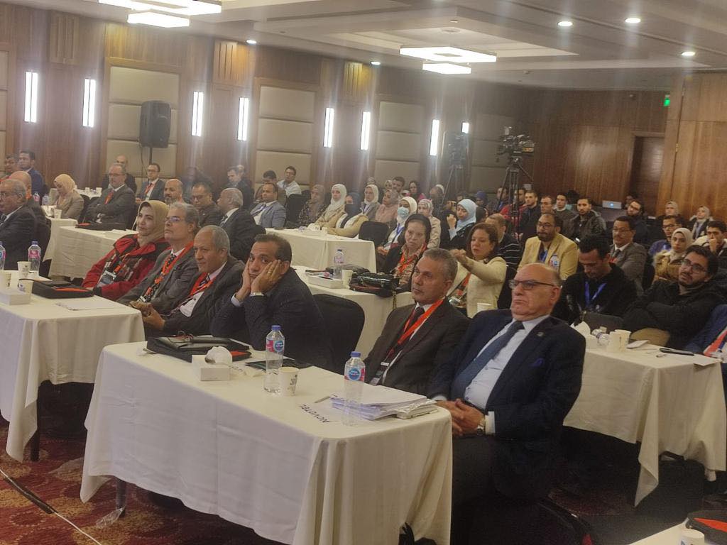 جانب من المؤتمر الأول لقسم المخ والأعصاب