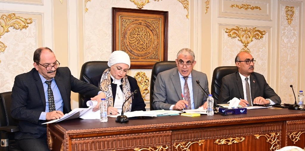 تعرف على موعد صرف العلاوة الدورية وفق توجيهات الرئيس.. تضاف على الأجر ...