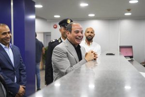 جولة الرئيس السيسي في قسم شرطة مدينة نصر أول