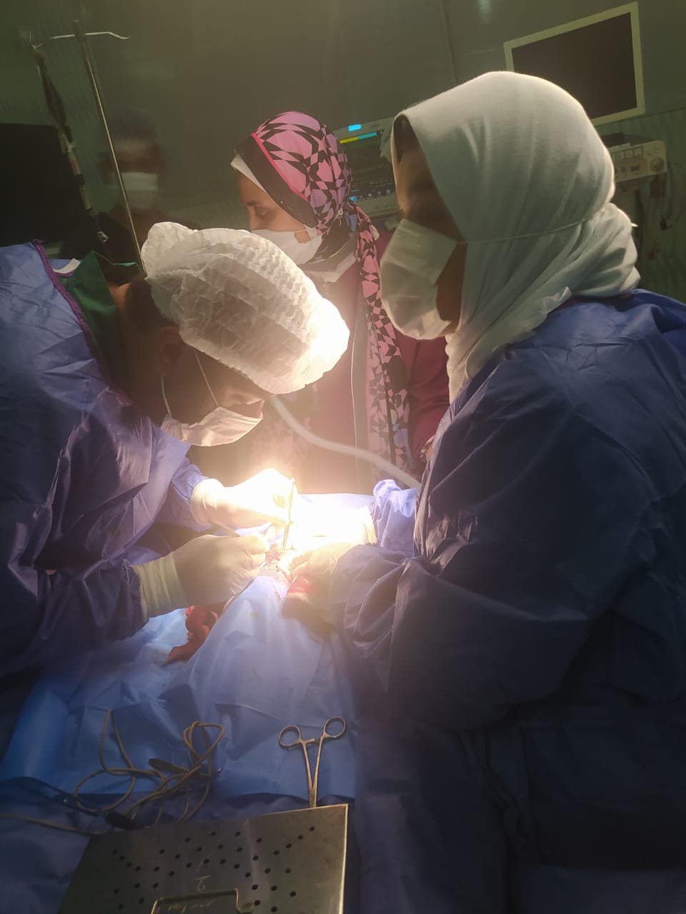 أثناء إجراء العملية الجراحية