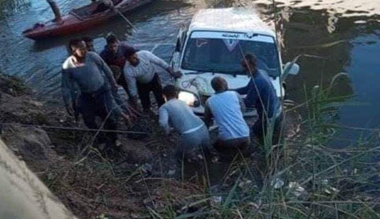 انقلاب ميكروباص - أرشيفبة