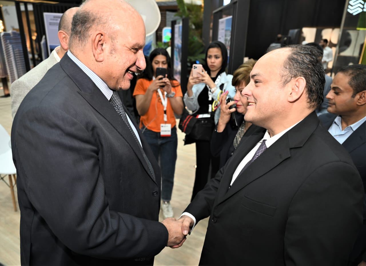 وزير التجارة والصناعة