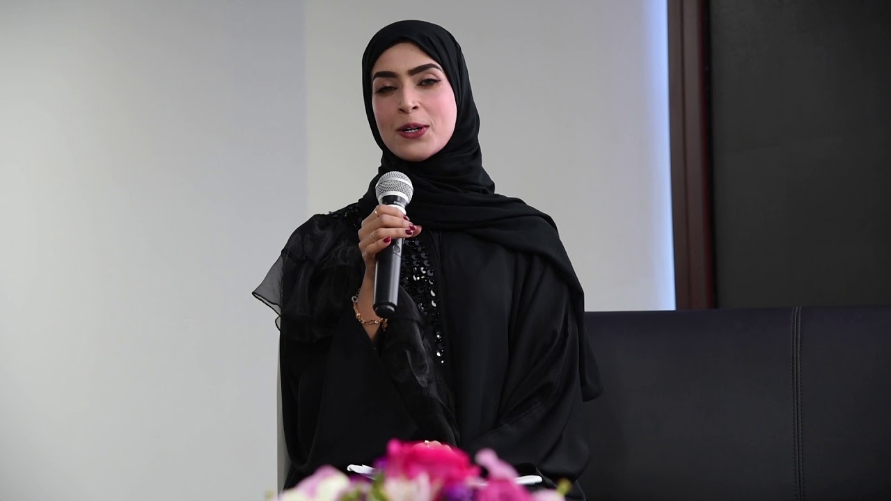 الشاعرة هلالة الحمداني