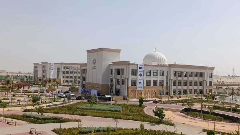 موعد بدء الدراسة في الجامعات 2024