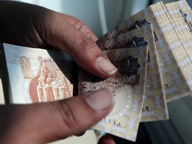 سعر الجنيه المصري أمام عملات البريكس