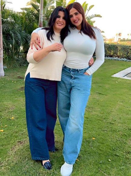 ياسمين عبد العزيز ومنى الشاذلي