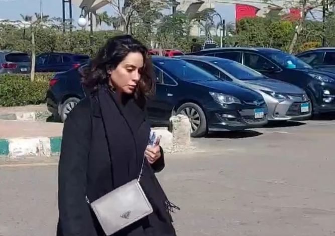 جنازة والدة تارا عماد