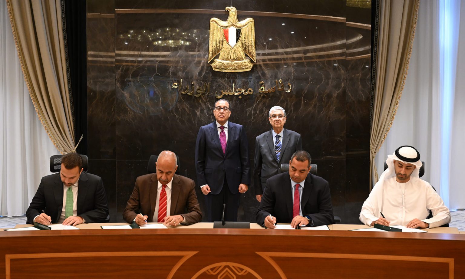 رئيس مجلس الوزراء
