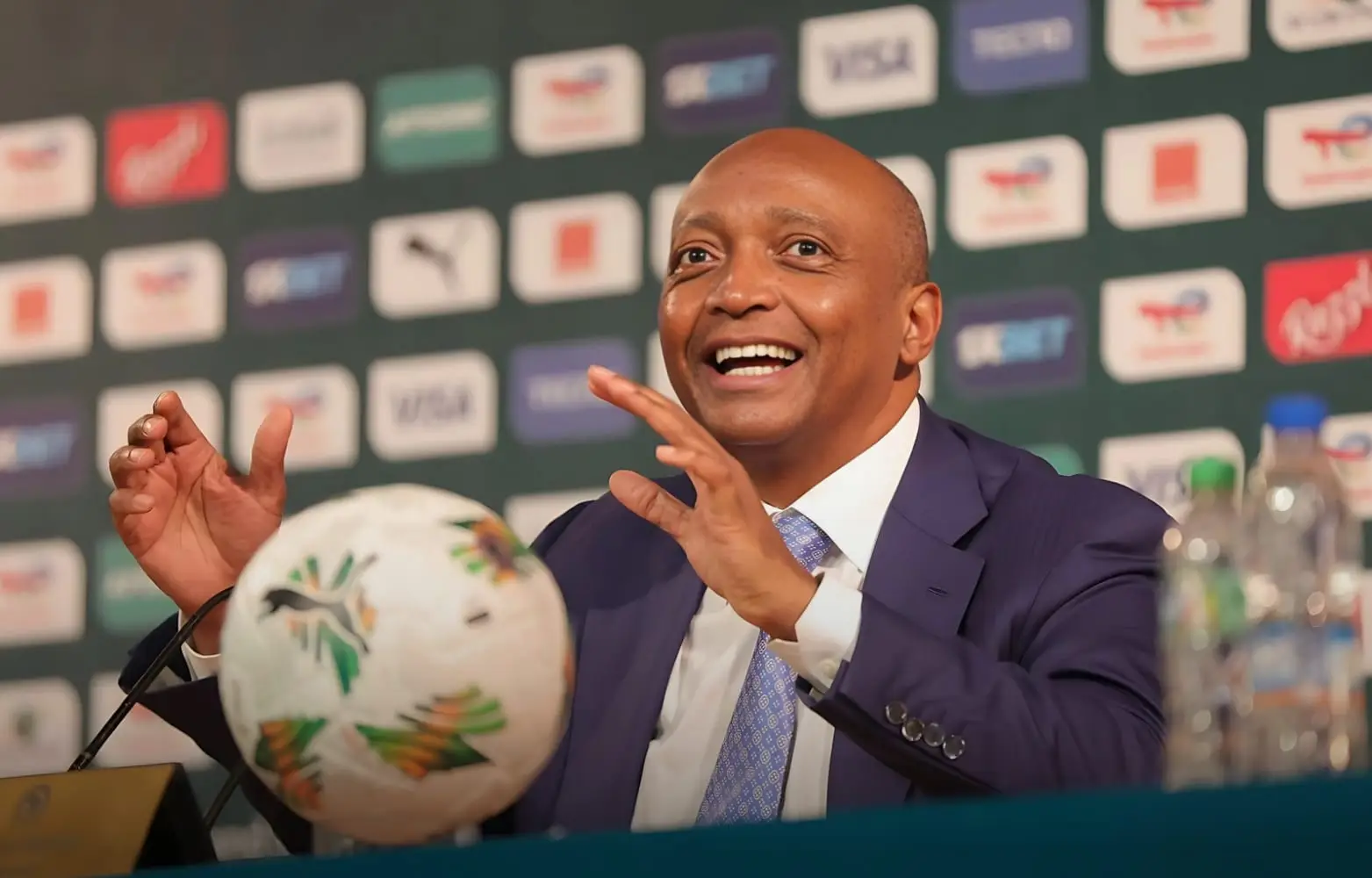 تصريح مفاجئ من رئيس «الكاف» حول موعد كأس أمم أفريقيا 2025 