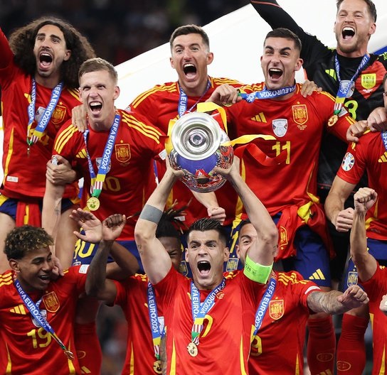 كأس العالم 2026 المجموعة الثامنة تتنافس على التأهل