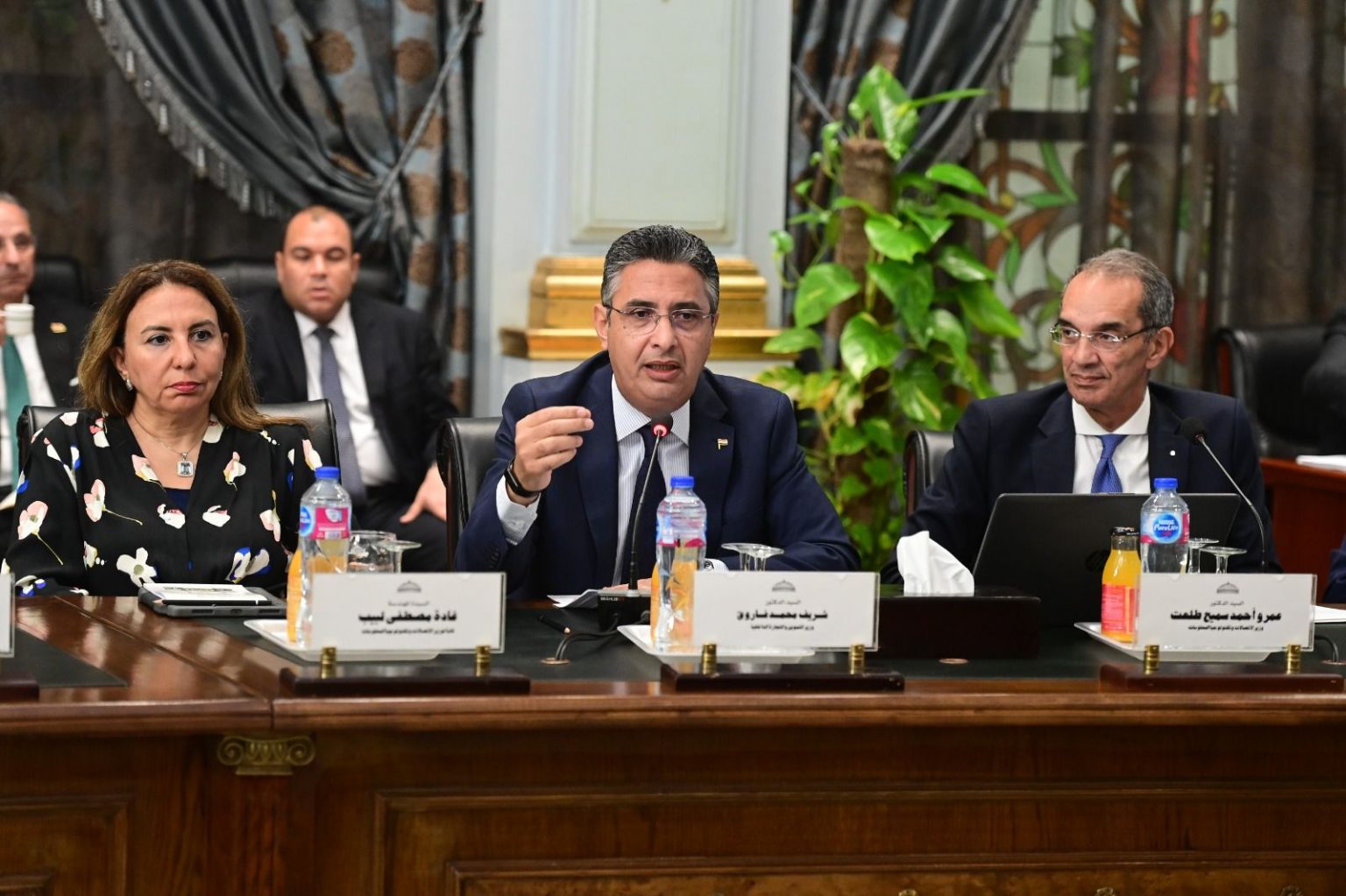 وزير التموين
