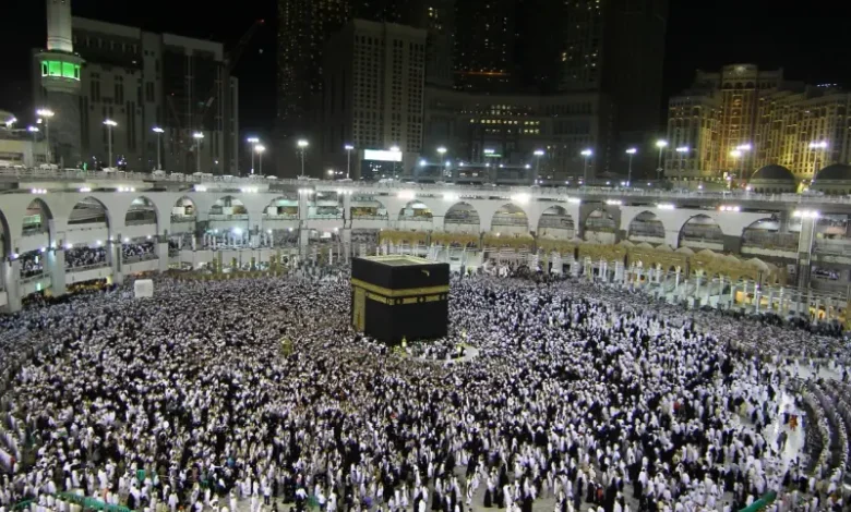 بث مباشر.. صلاة التراويح من الحرم المكي| 1 رمضان 2025