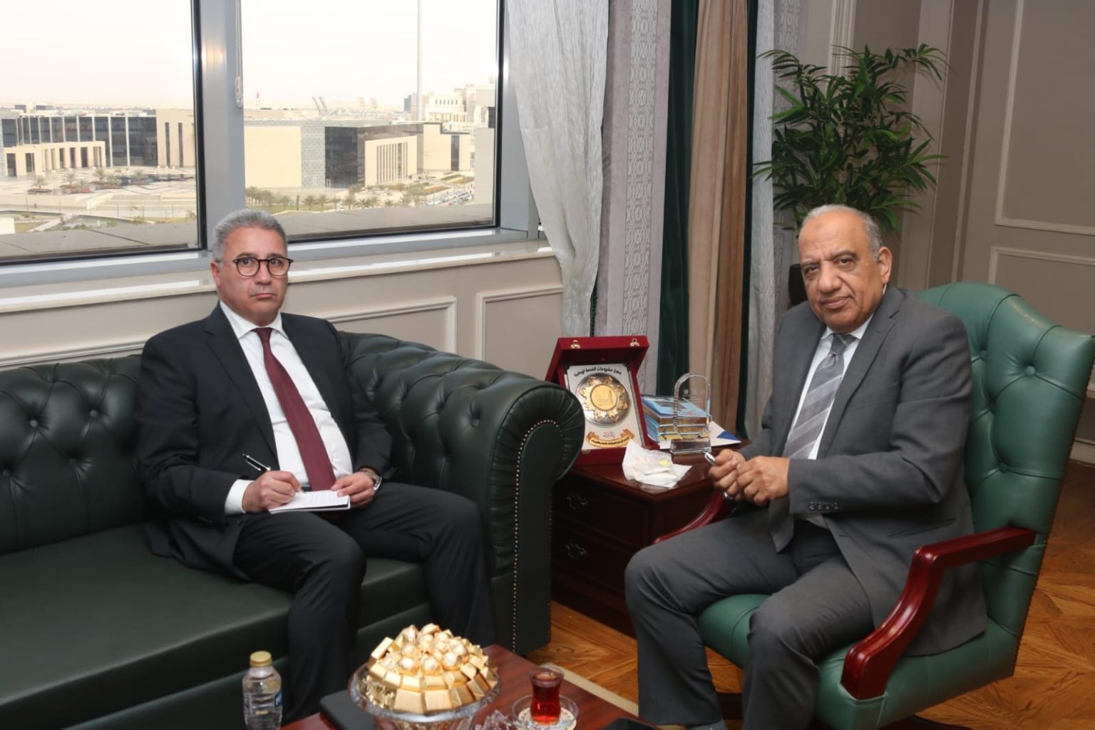 وزير الكهرباء
