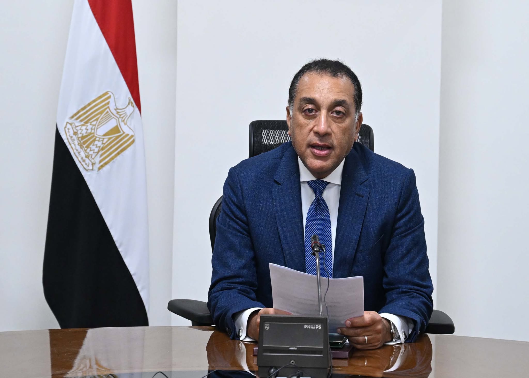 عاجل.. خلال أيام.. مدبولي: حزمة من الحلول الاستثنائية لخفض الدين لتحسين أوضاع المعيشة 