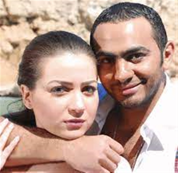 تامر حسني يرد على مي ويشيد بزوجها