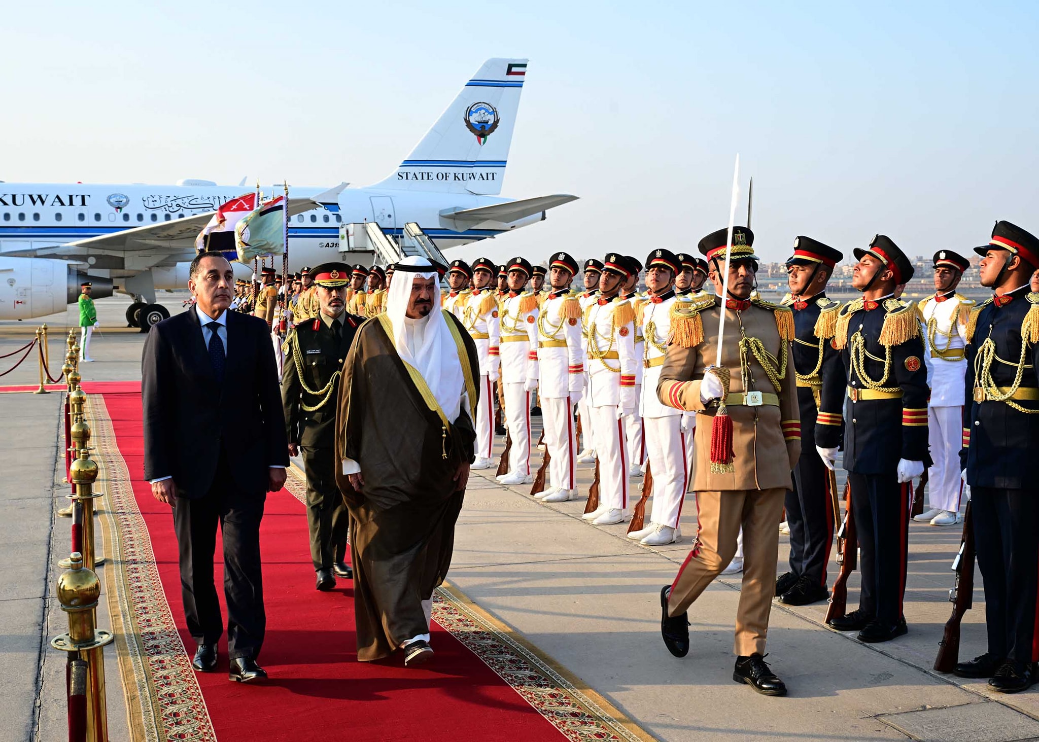 رئيس الوزراء يستقبل نظيره الكويتي