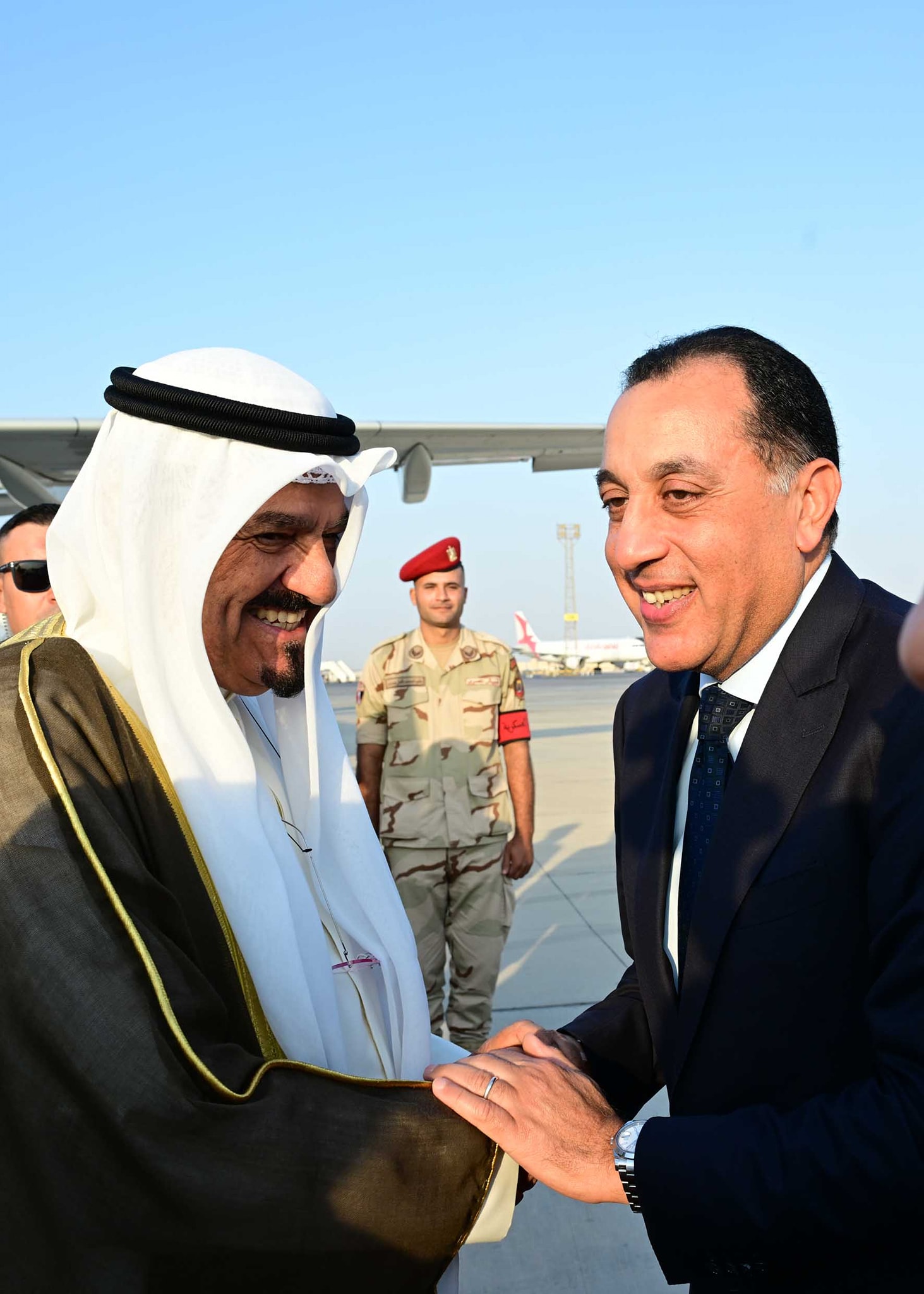 رئيس الوزراء يستقبل نظيره الكويتي