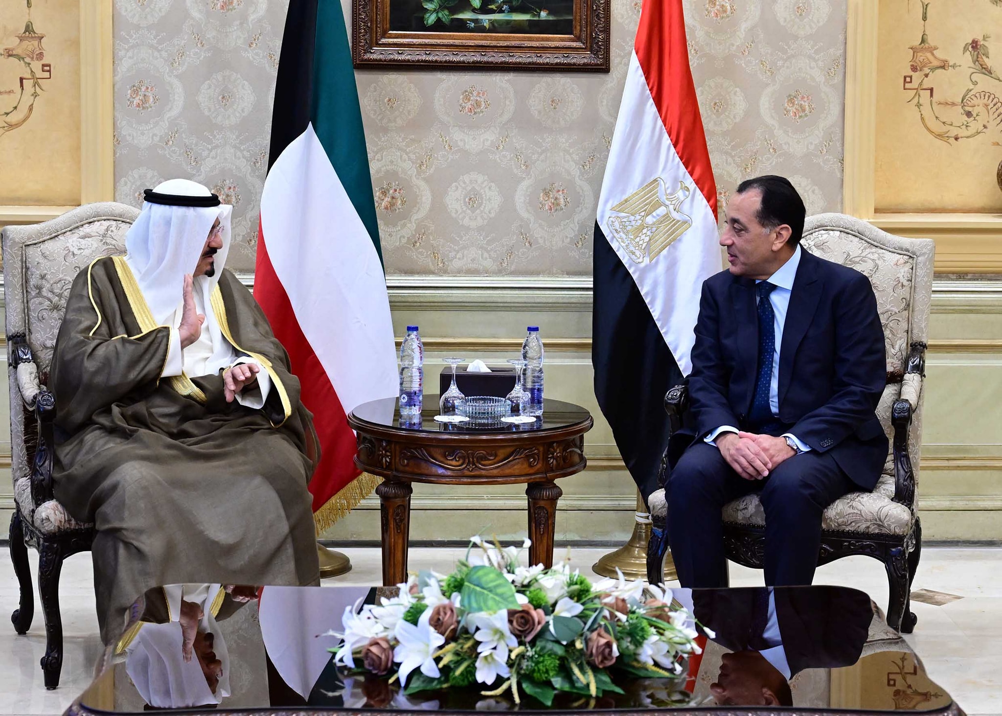 رئيس الوزراء يستقبل نظيره الكويتي