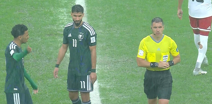 إقامة الشوط الثاني من مباراة السعودية والإمارات بكأس العرب الساعة 3:30 