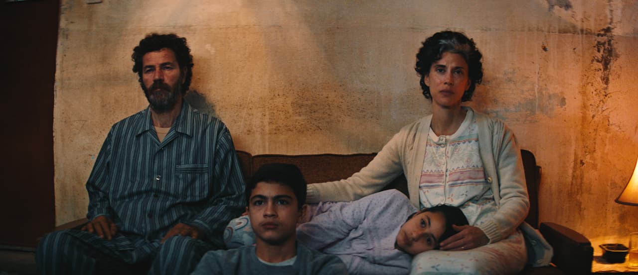 بدء عرض فيلم «اللي باقي منك» في دور السينما العربية بعد نجاحه العالمي وترشحه للأوسكار