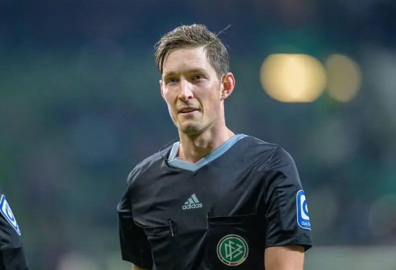 الألماني ماتياس يولنبيك حكمًا لمباراة الزمالك والأهلي في القمة | قناة صدى  البلد