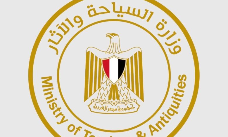 وزير السياحة